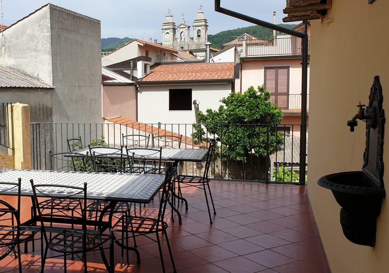 Il Passo Del Mercante Bed & Breakfast Cittanova  Exterior photo